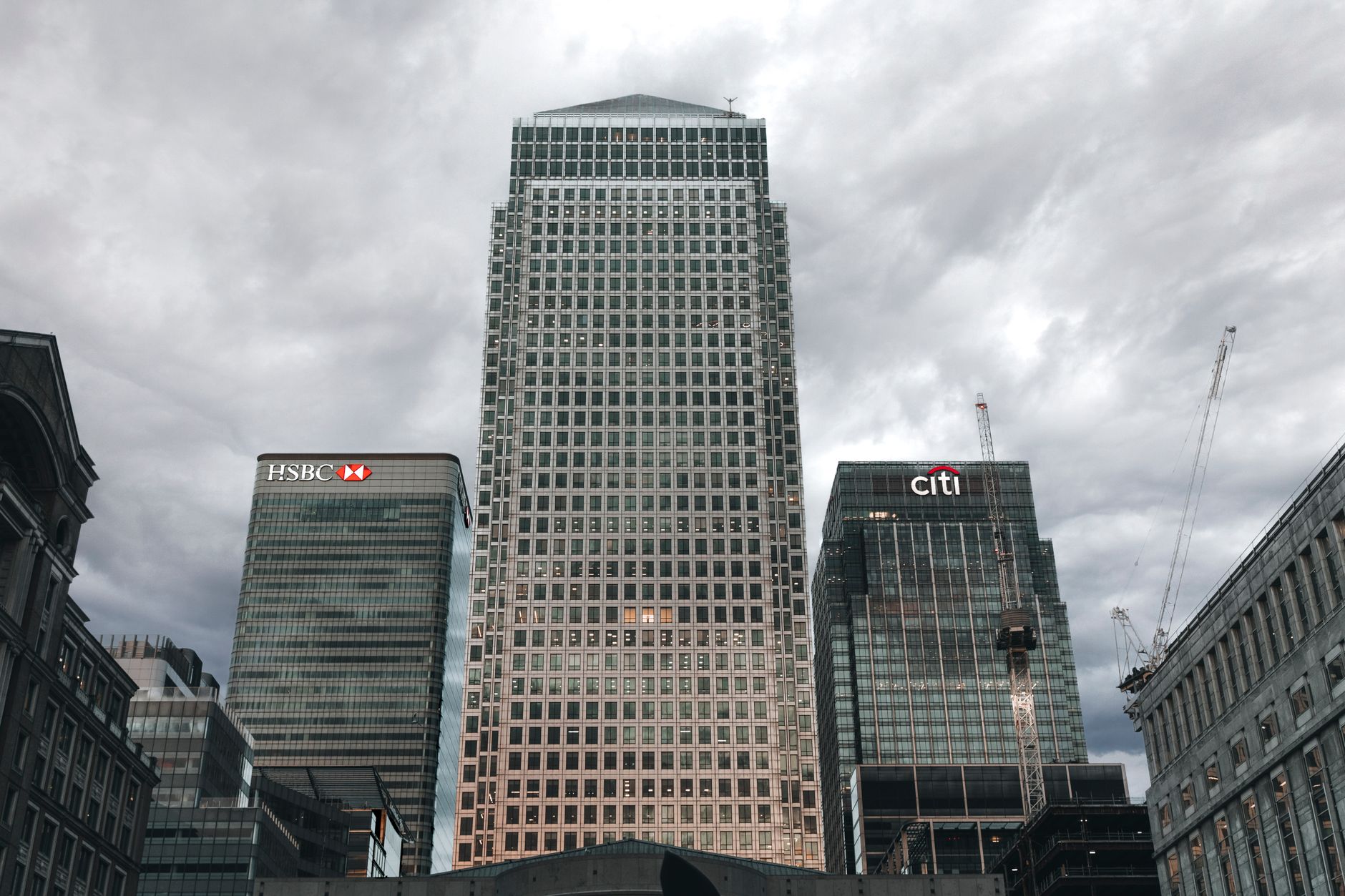 Why Bank of Nova Scotia stock is tanking today