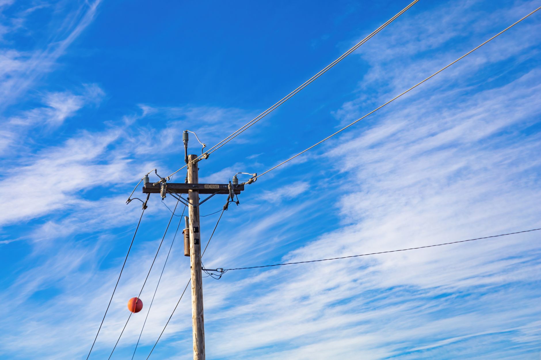 Comcast's 38% Undervaluation Claim Raises Starlink Mobile Questions