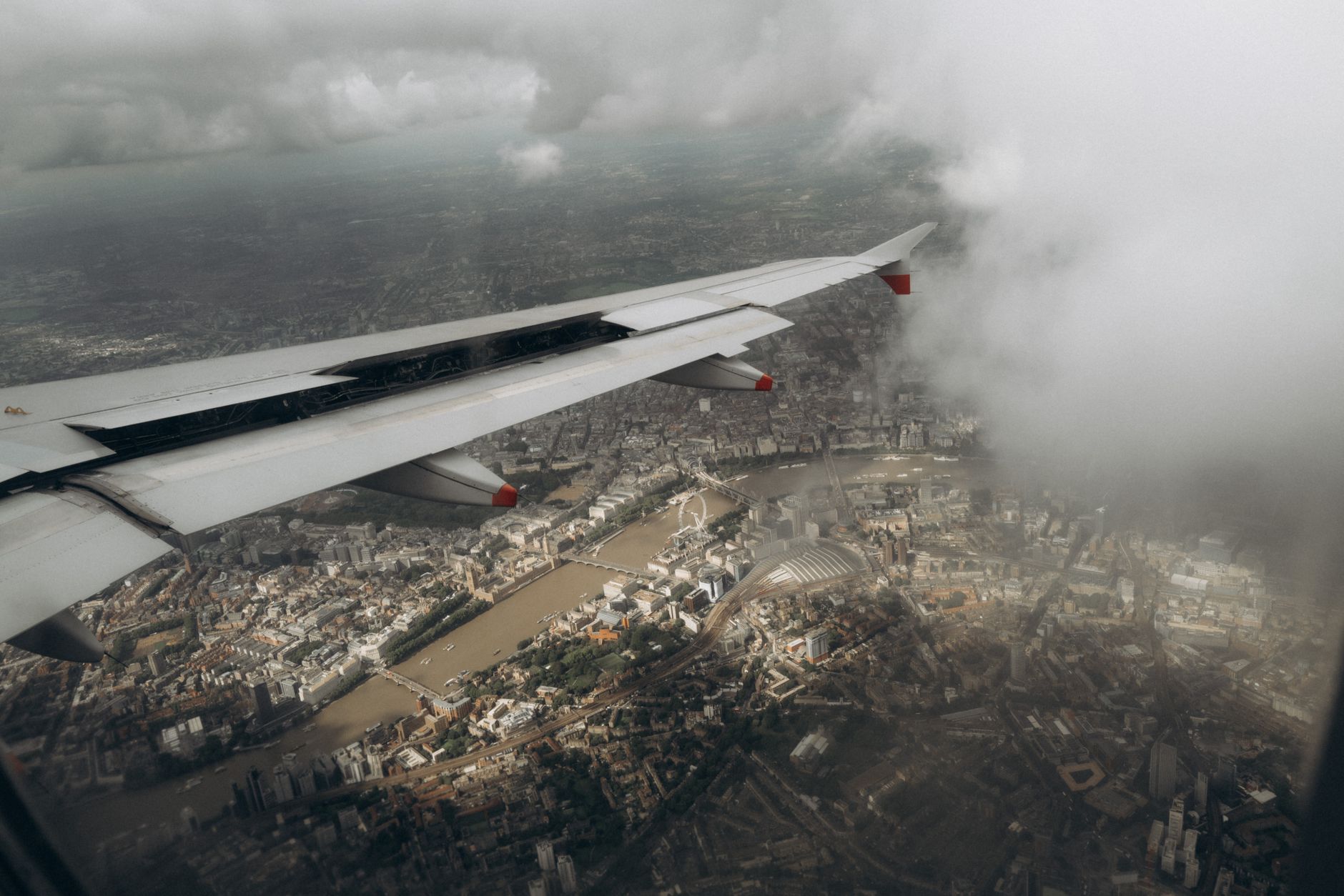 Why Air Canada stock is tanking today