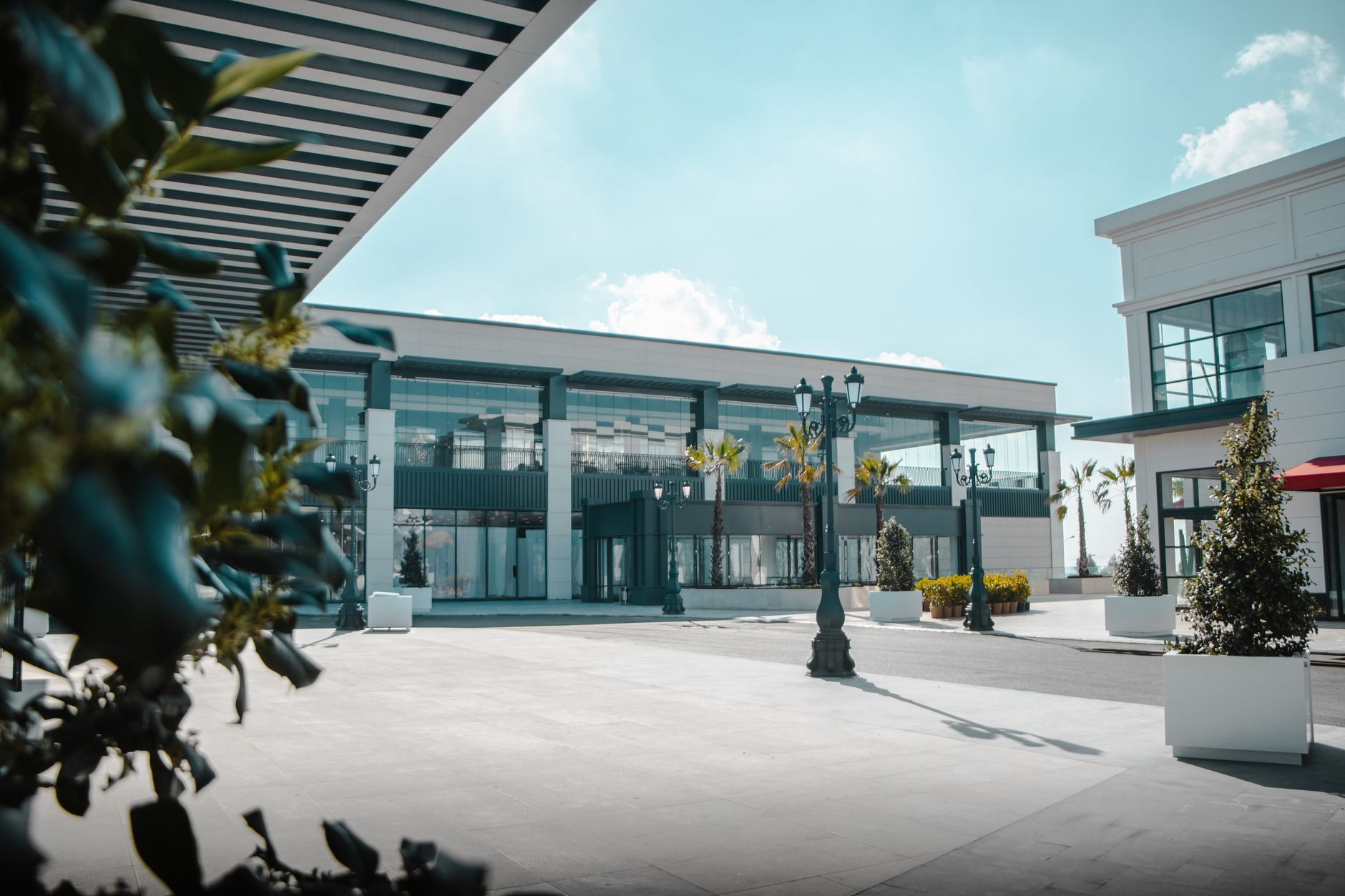 SmartCentres Real Estate Investment Trust (SRU-UN.TO) has paid dividends for 3+ years