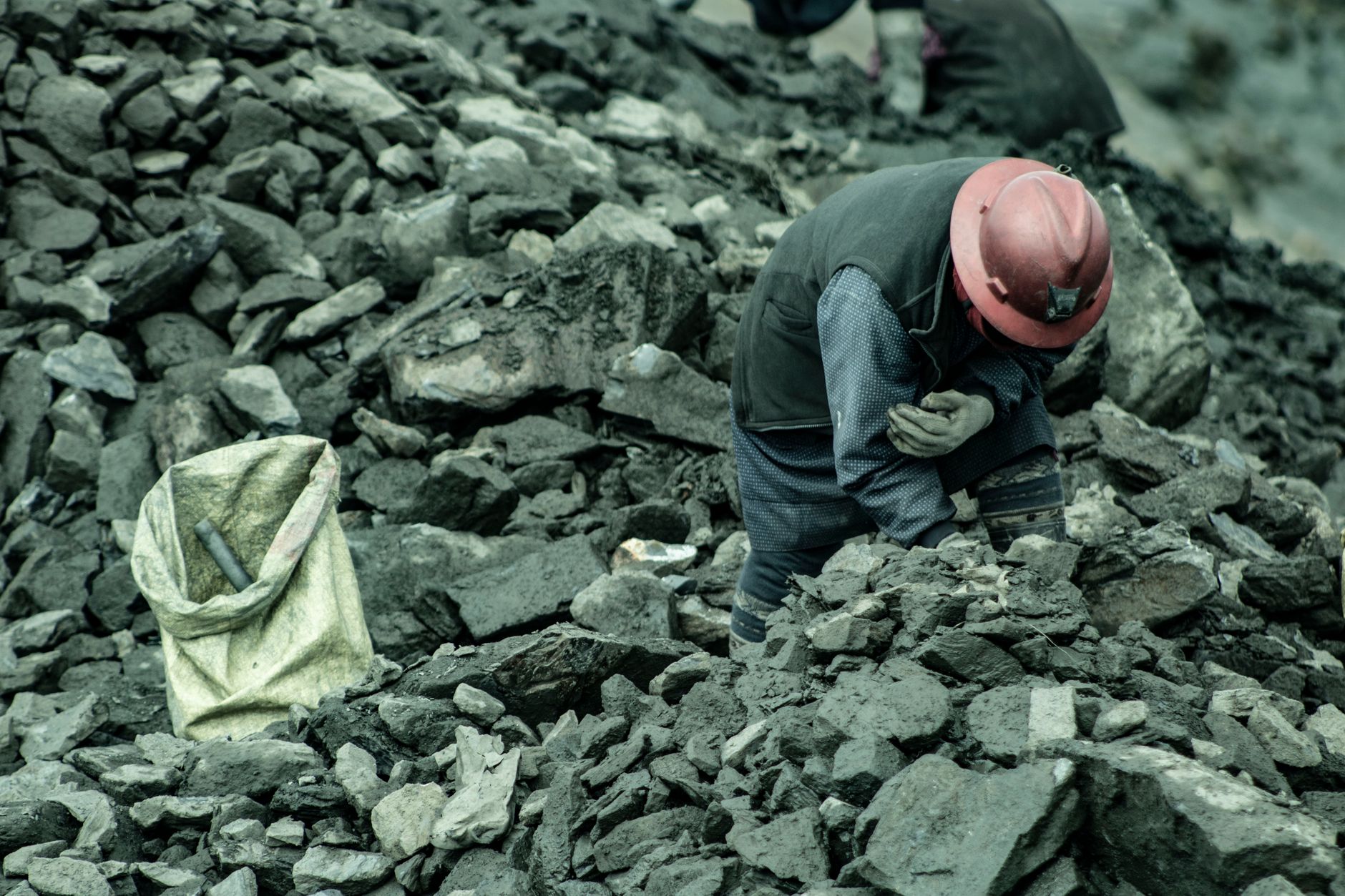 China Gold International Resources Soars 15% Over the Last Month — What’s Driving the Rally?