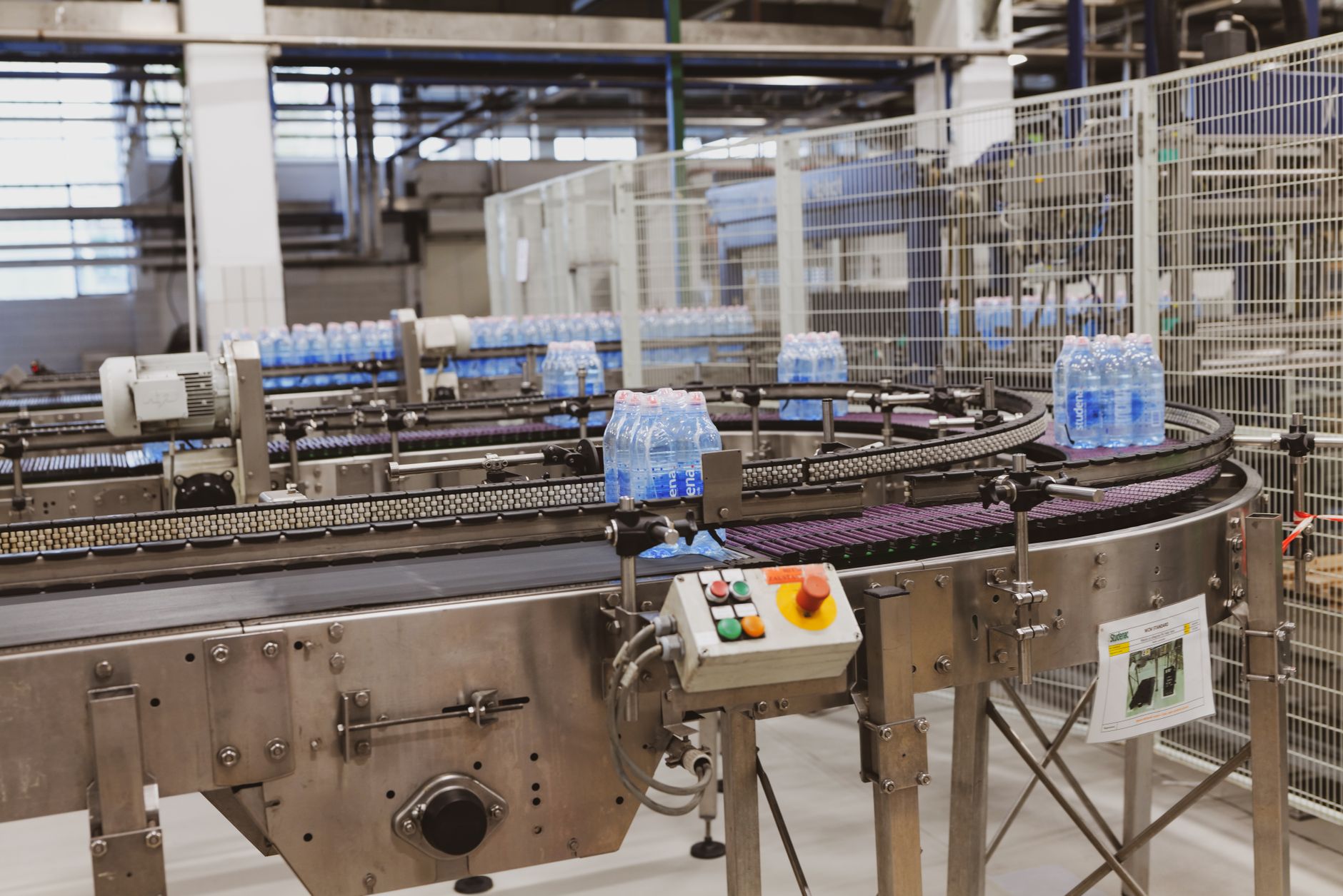 Winpak Ltd. (WPK.TO) Surges 5% This Week on Strong Q2 Earnings Report