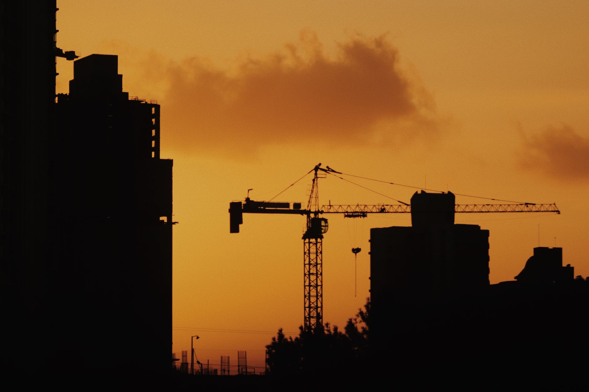 Bird Construction Inc. (BDT.TO) Soars 18% in a Month Amid Energy Transition Demand