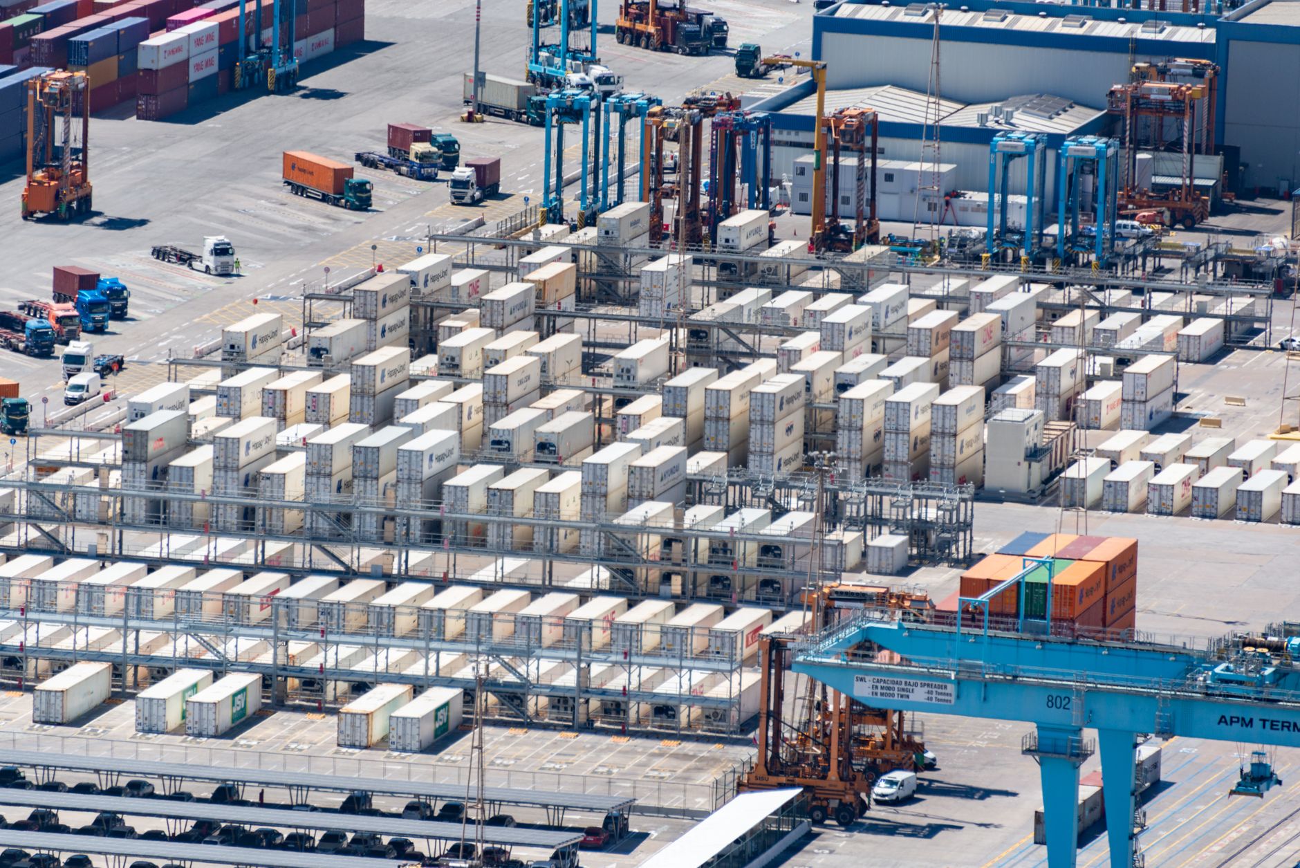 What's Going On With Cargojet Inc Stock Tuesday?