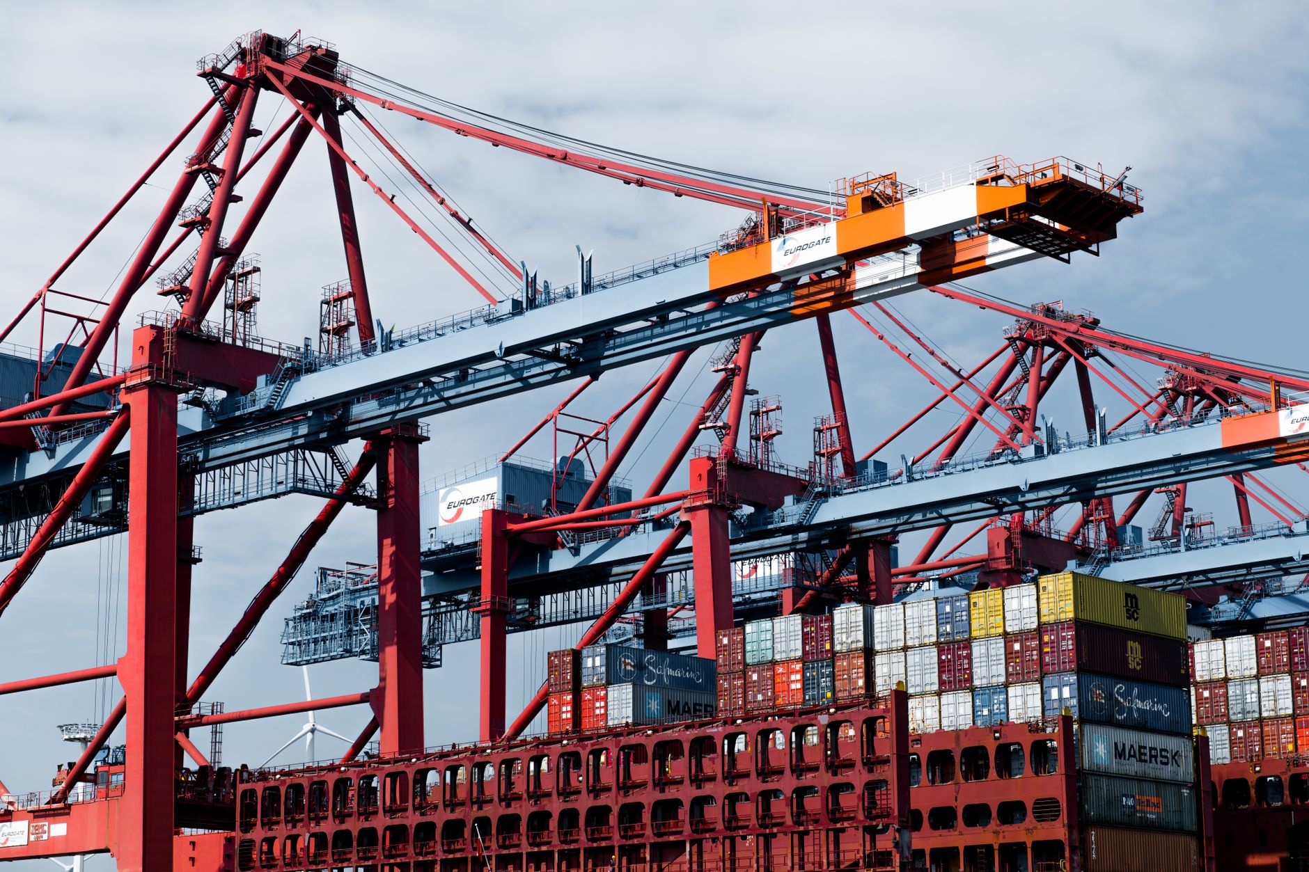 What's Going On With Westshore Terminals Investment Corp Stock Thursday?