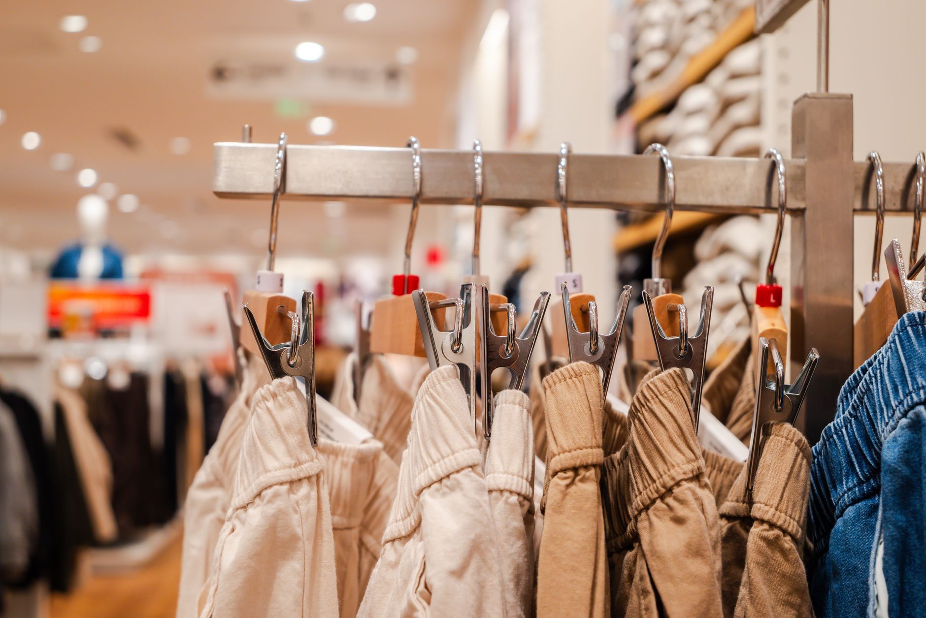 What's Going On With Dorel Industries Inc Stock Wednesday?