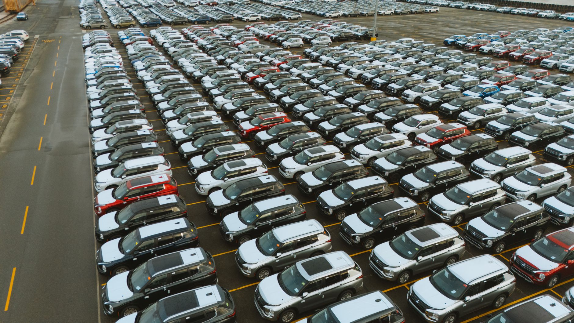 Why Element Fleet Management Corp stock is sliding today