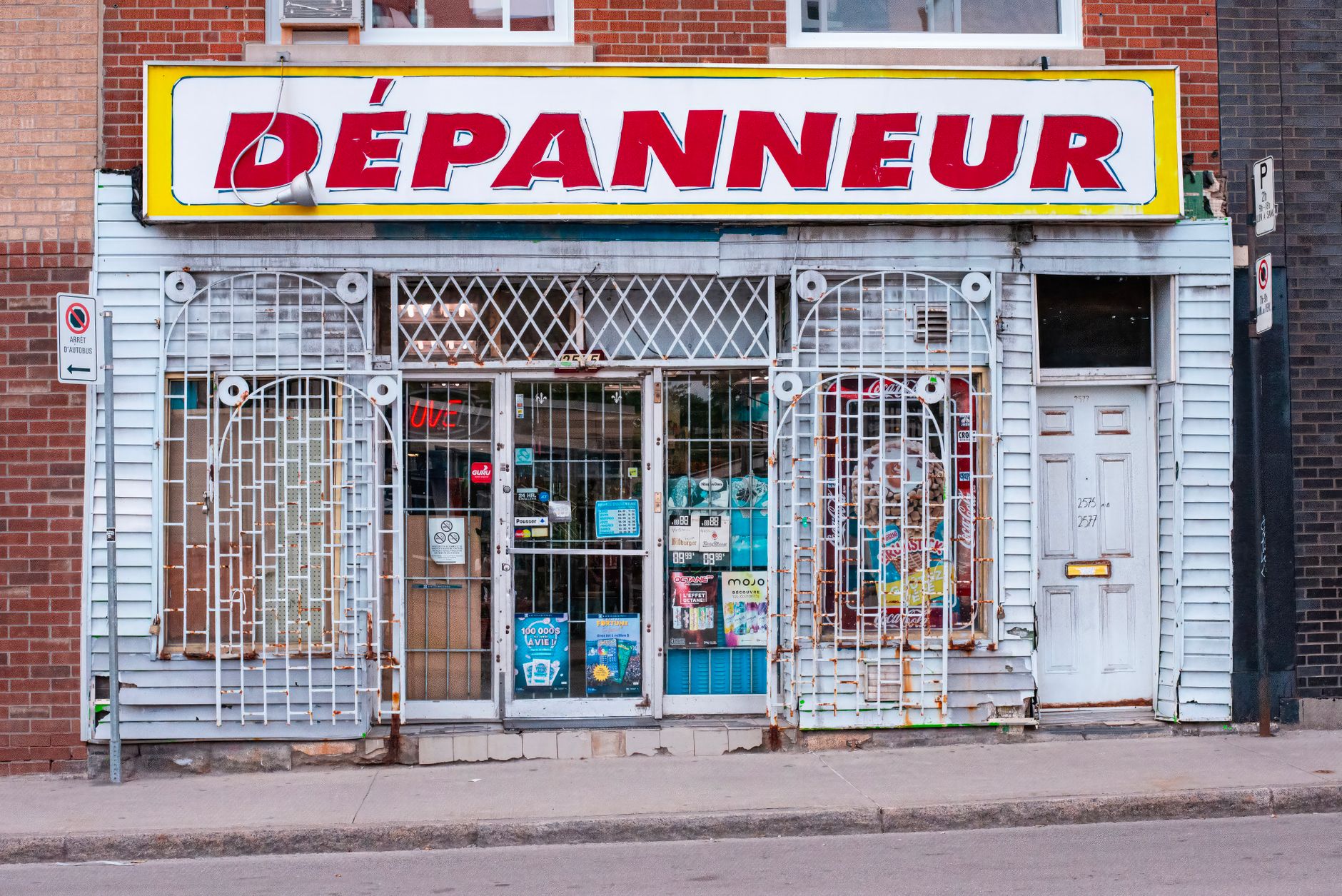 Why Dollarama Inc stock is tanking today