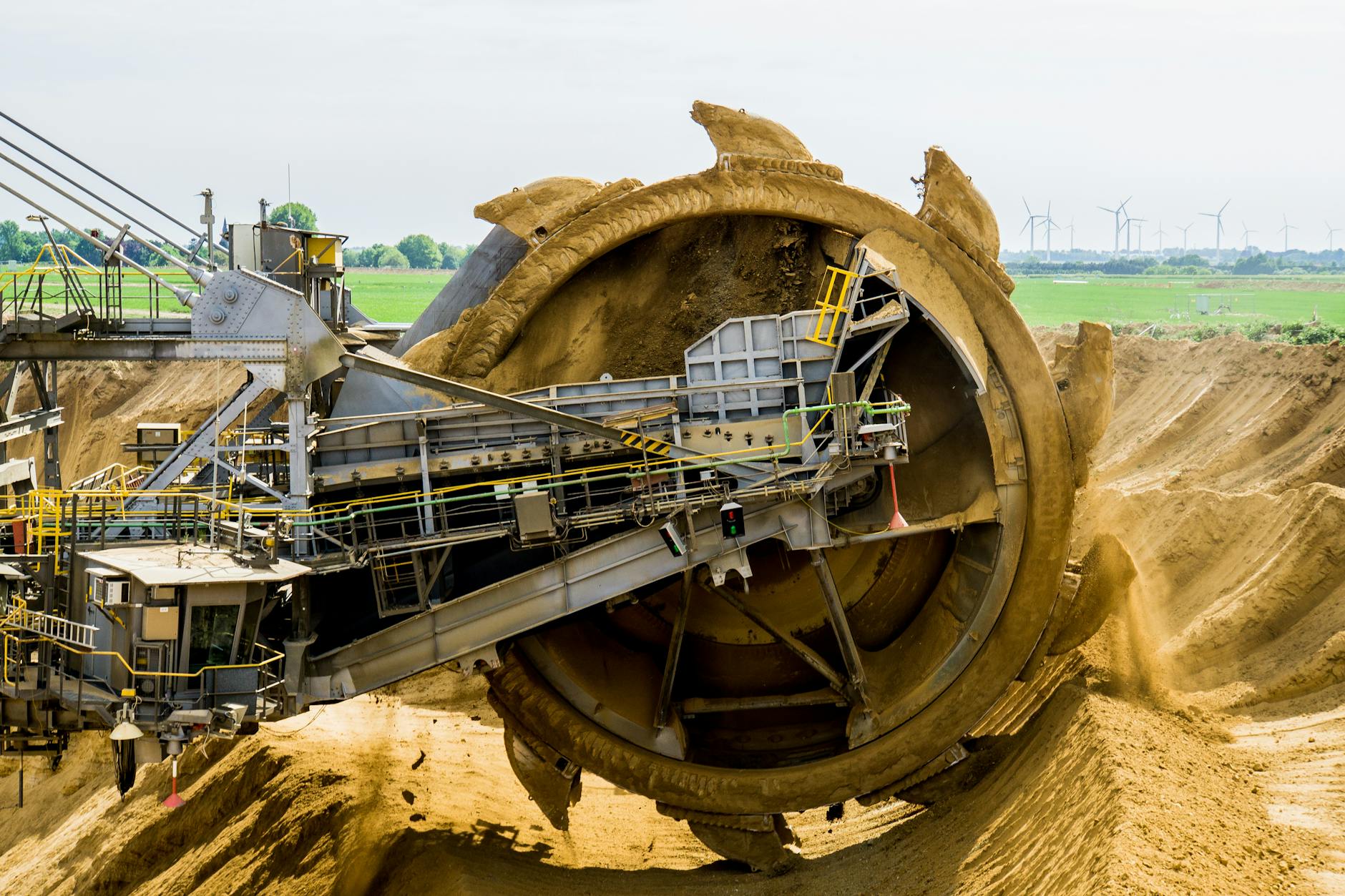 Aya Gold & Silver Inc Rises 15% in a Week Amid Silver Price Rally