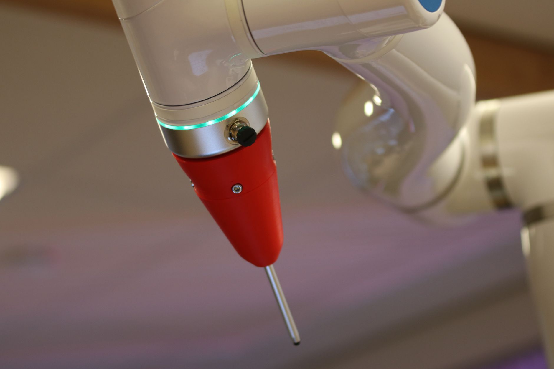 Why Intuitive Surgical stock is gaining today