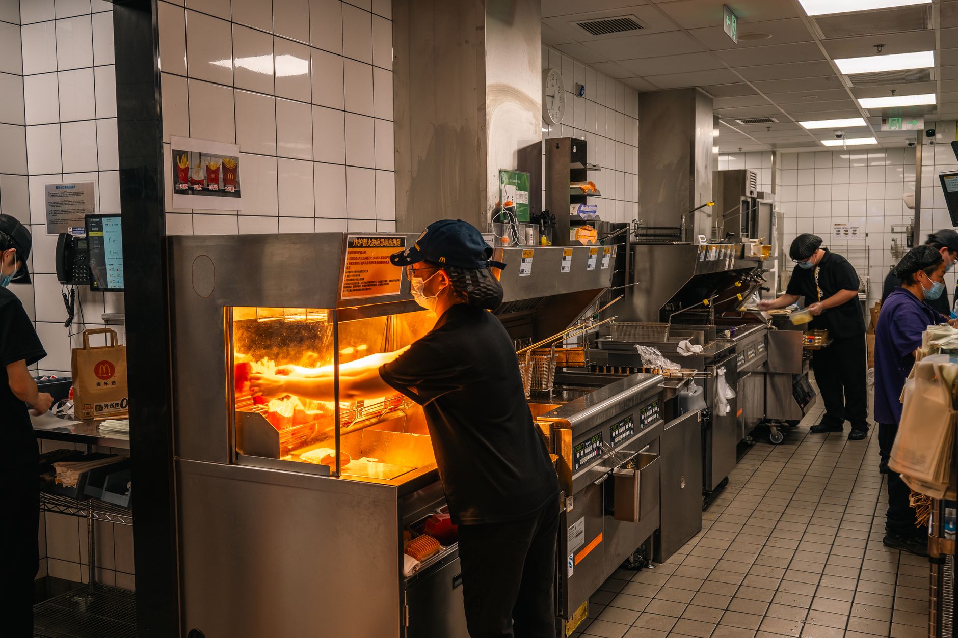 What's Going On With Restaurant Brands International Limited Partnership Stock Tuesday?