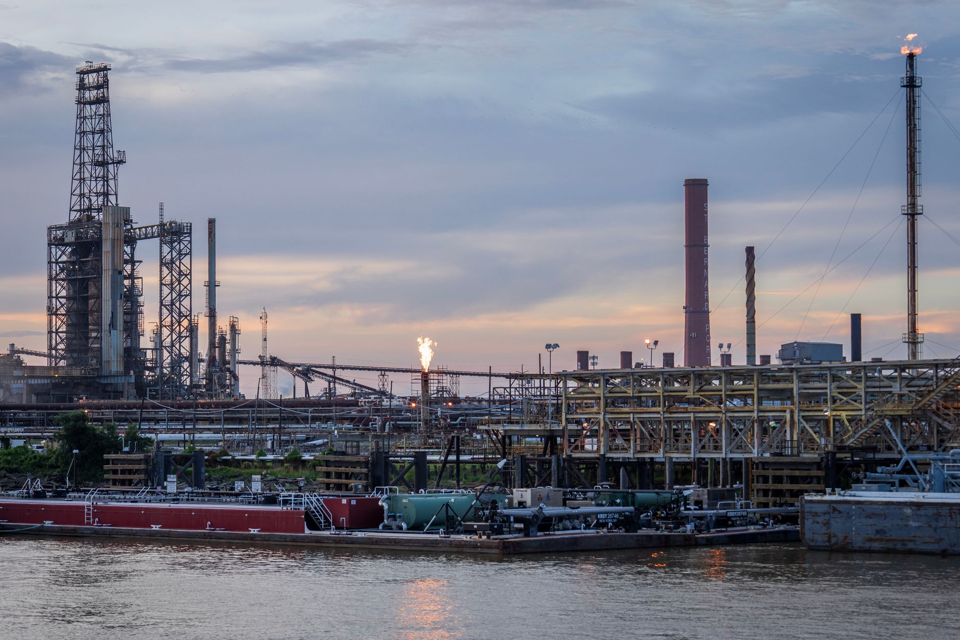 Why Imperial Oil Ltd stock fell yesterday