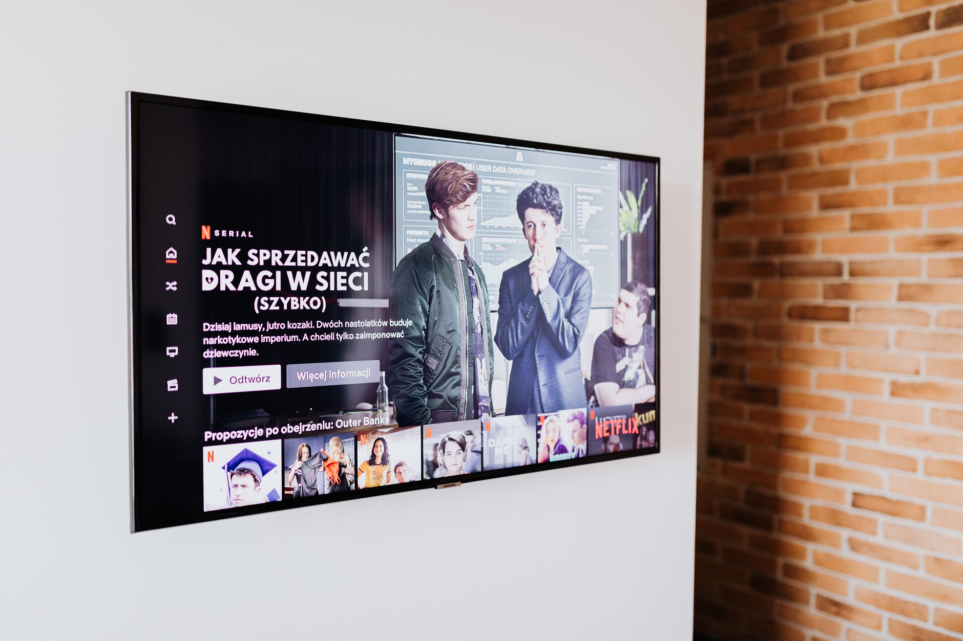 Roku Laps the Stock Market: What Investors Should Know