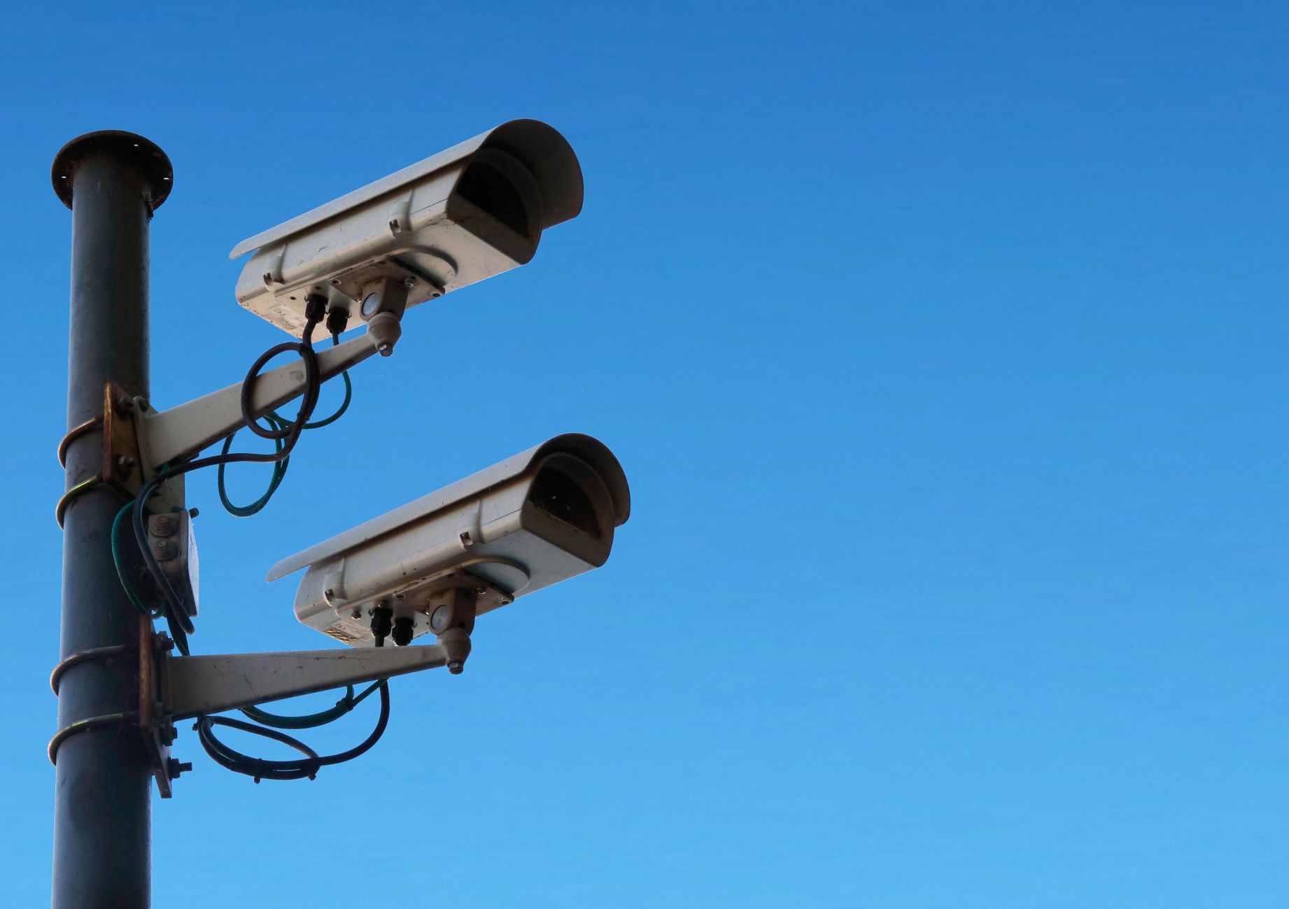 Why Xtract One Technologies Inc. stock is sliding today