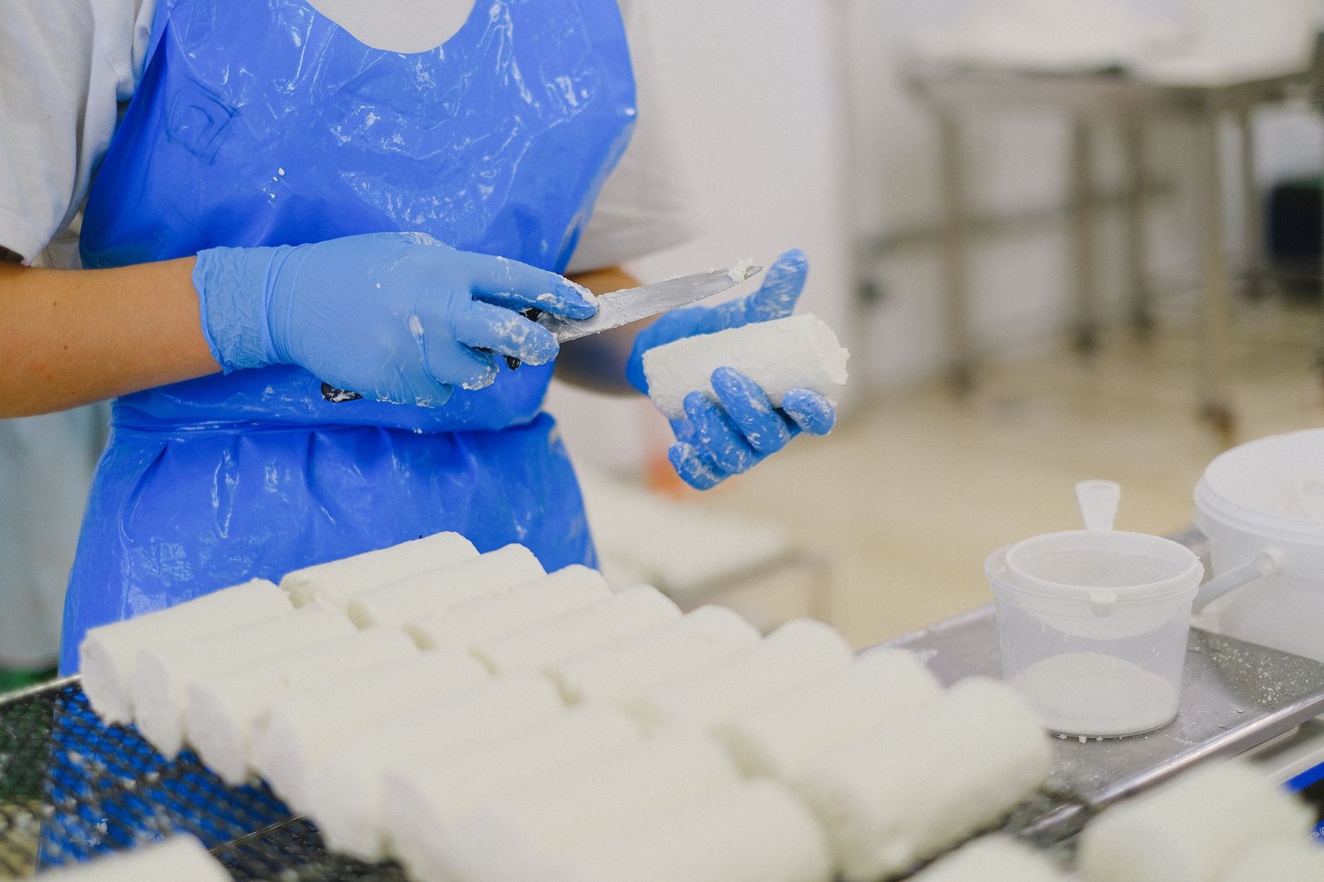 Why Saputo Inc stock is sliding today