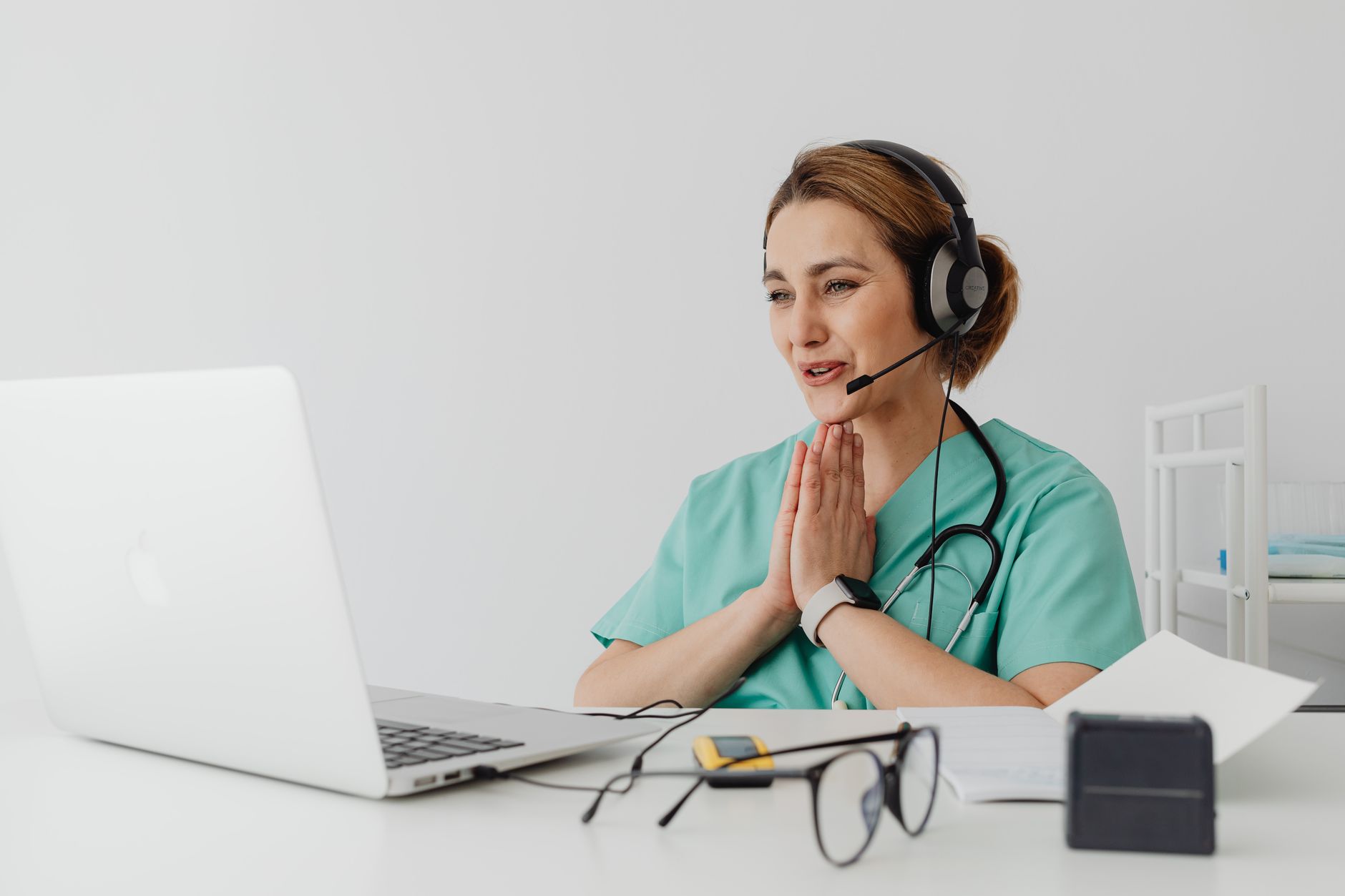 Why Vitalhub Corp stock is tanking today