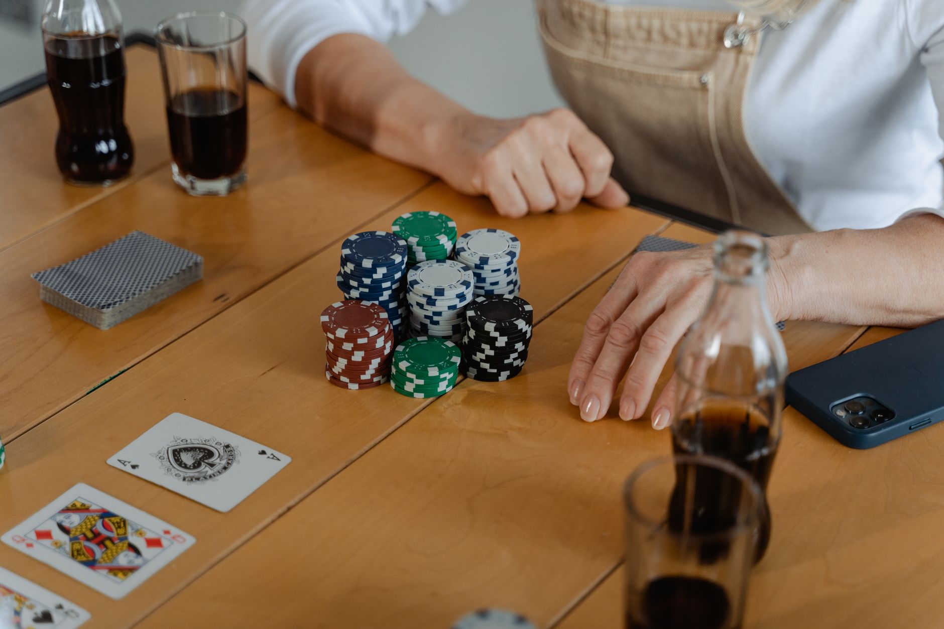 Why Playgon Games Inc stock plummeted yesterday