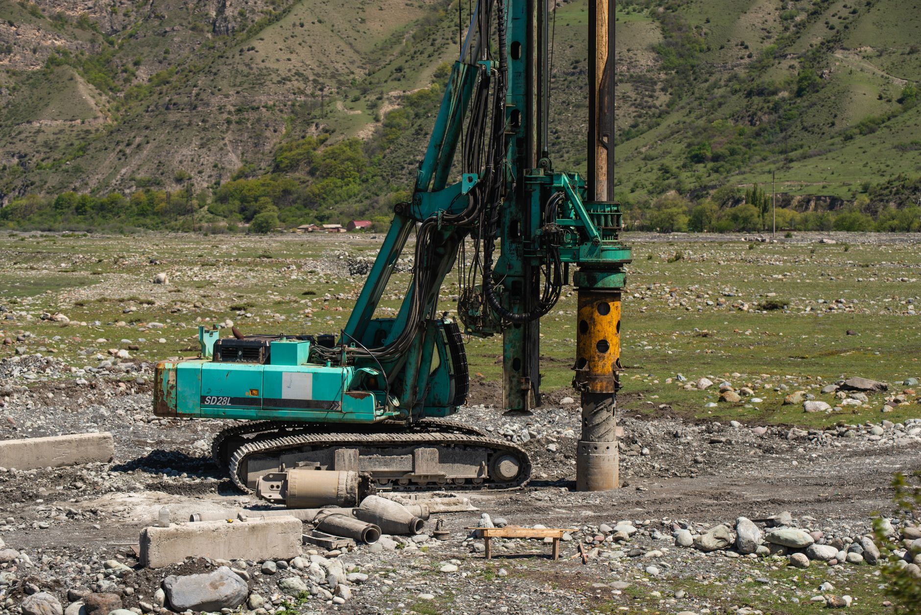 Why Eloro Resources Ltd. stock plummeted yesterday