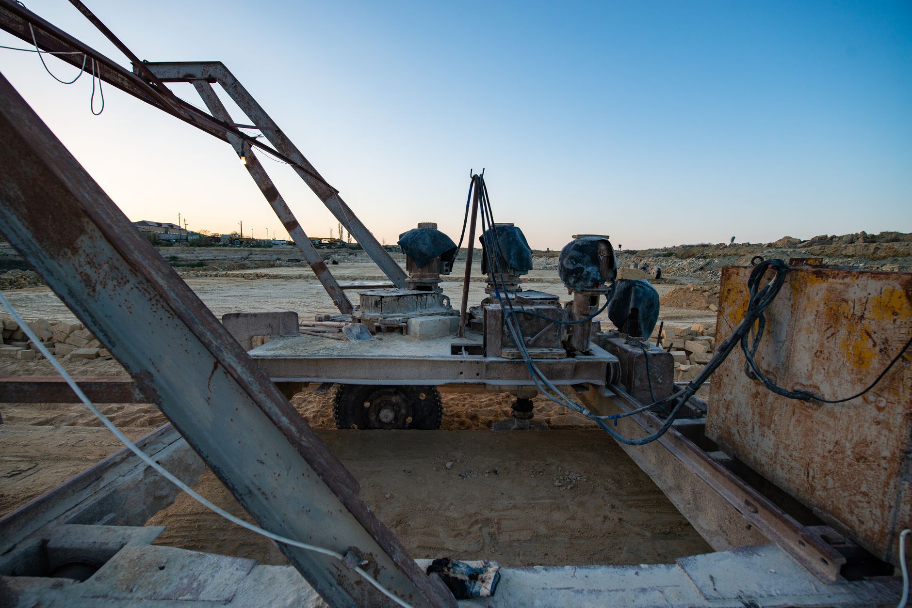 Why Arizona Metals Corp. stock fell yesterday
