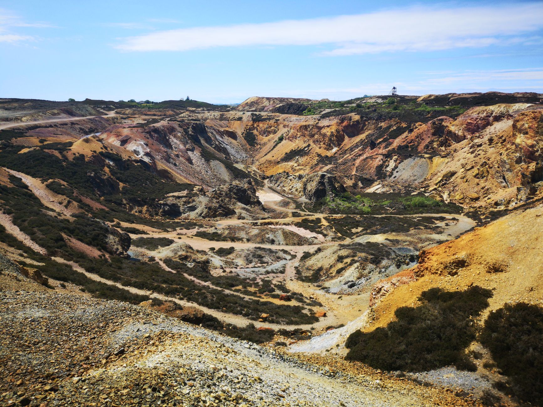 Why Torr Metals Inc stock plummeted yesterday