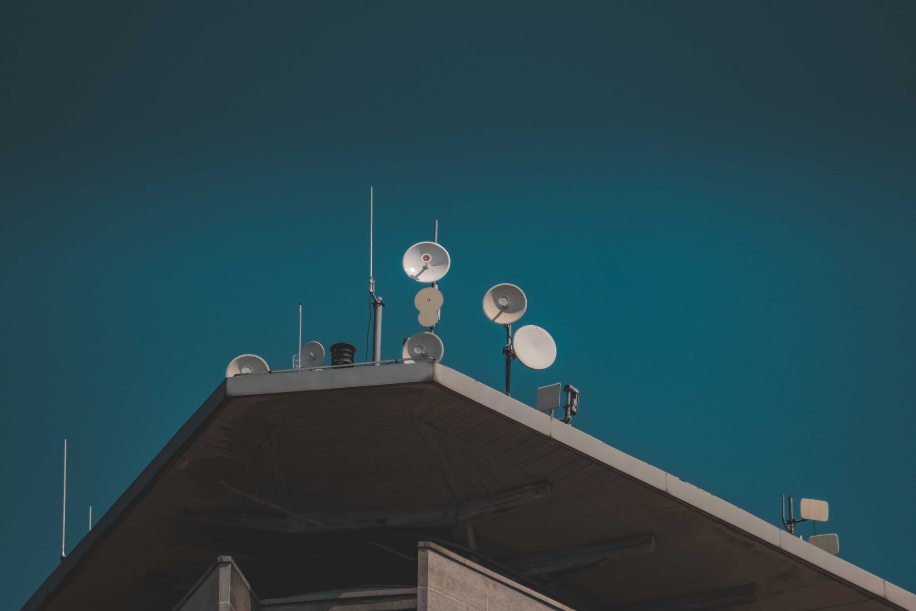 Why Total Telcom Inc stock is skyrocketing today