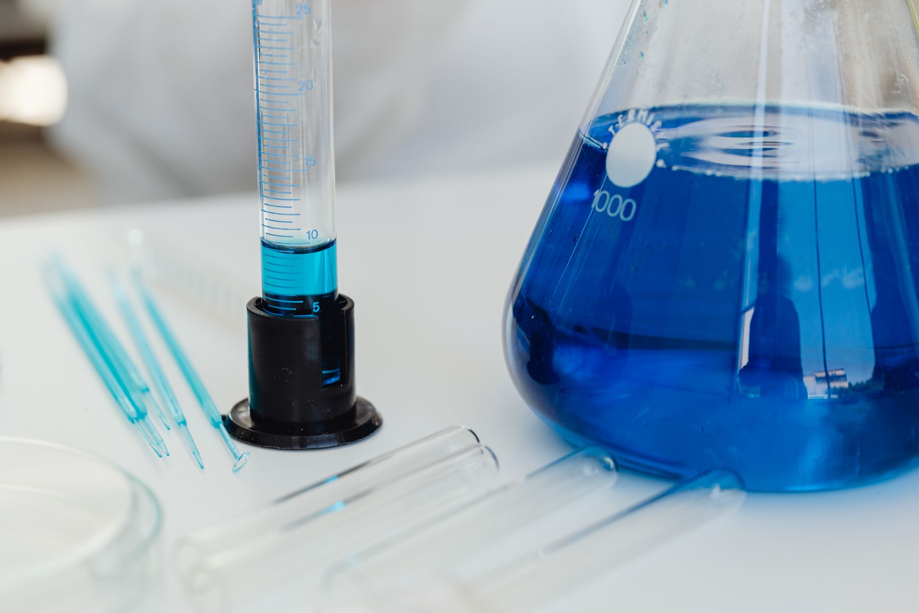 Why NanoXplore Inc stock went up yesterday