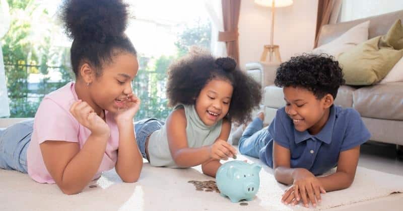 10 Best Bank Accounts For Children In Canada: 0 To 17 Years Old (2026)
