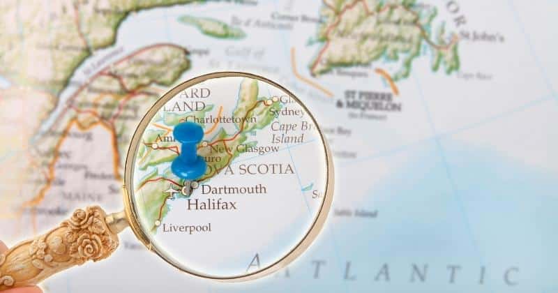 7 Best Places to Live in Nova Scotia (2026)