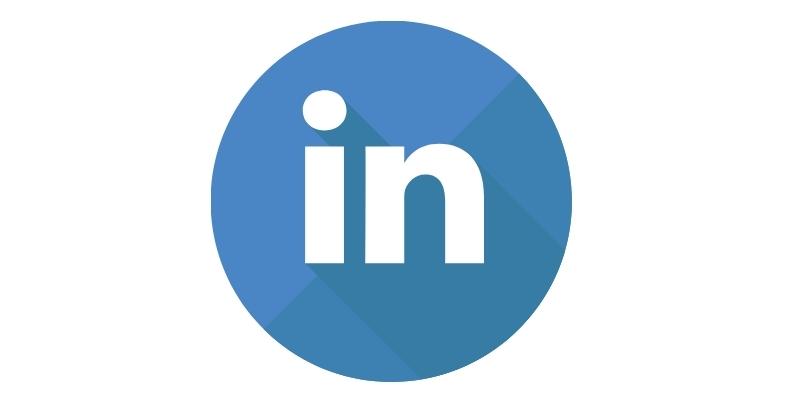 How to Make Money on LinkedIn in Canada 2026: 8 Innovative Ways