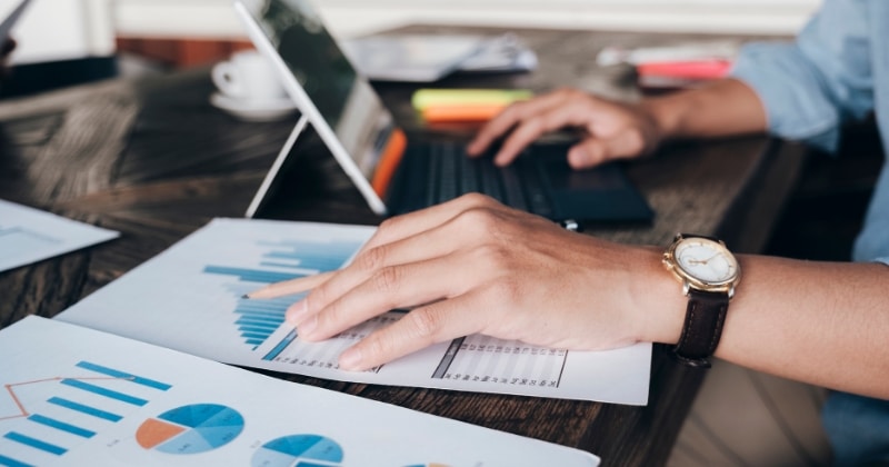 TD E-Series Vs ETFs: Which Should You Choose? (2026)
