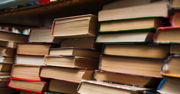 5 Tips To Get The Most Money For Your Old Textbooks